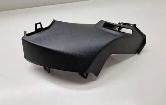 BMW i4 Seat belt trim 7491178