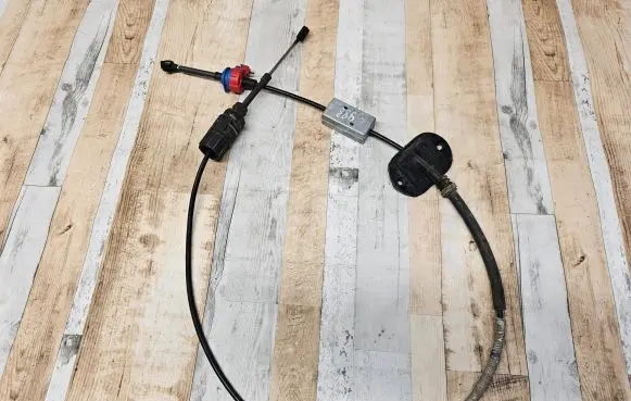 Gear shift cable linkage