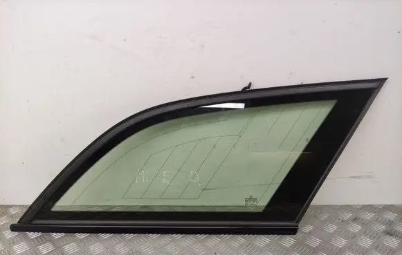 Mercedes-Benz E W212 Rear side window