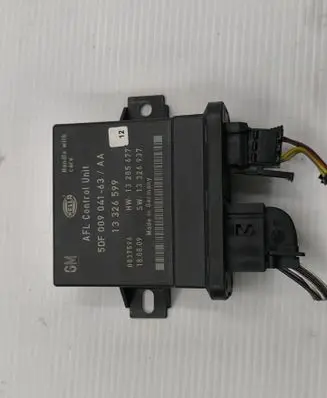 Opel Insignia A Light module LCM 13326599