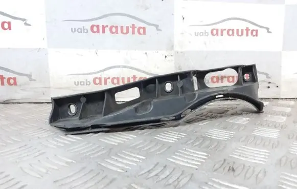 Volkswagen PASSAT B6 Front bumper mounting bracket 3C0807890