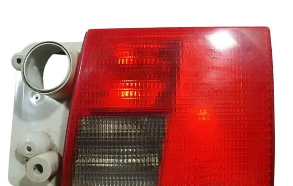 Audi A6 S6 C4 4A Tailgate rear/tail lights 4A0945094E 145592