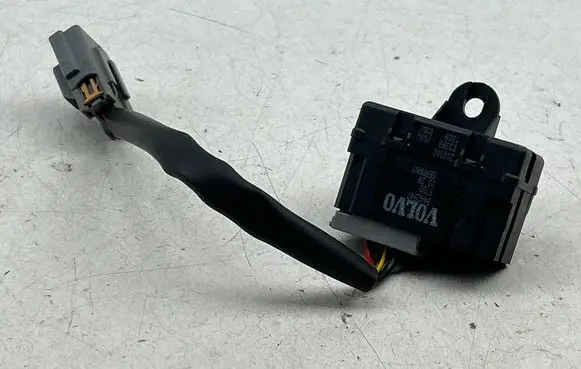 Volvo XC90 Seat heating relay 9442947 200000 03393