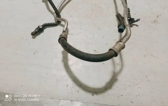 Ford Focus C-MAX Air conditioning (A/C) pipe/hose