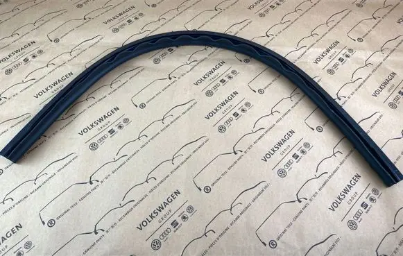 Audi A5 8T 8F Rubber seal loading door 