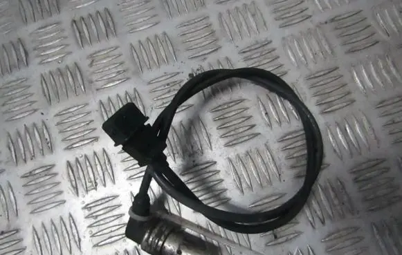 Opel Astra F Crankshaft position sensor 90337650