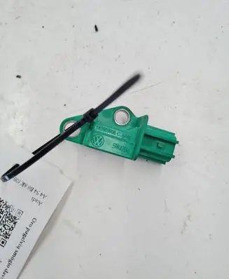 Audi A4 S4 B8 8K Airbag deployment crash/impact sensor 1K0909606C