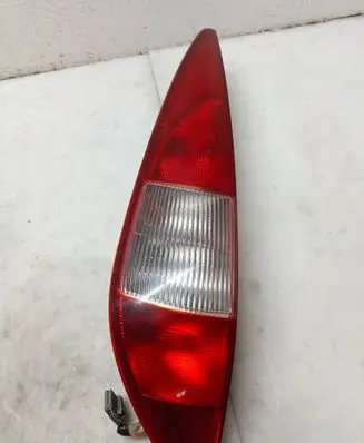 Ford Mondeo Mk III Rear/tail lights 0374D