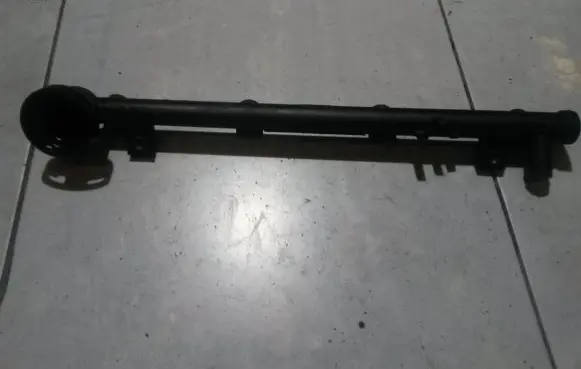 Renault Laguna I Fuel main line pipe 7700112777