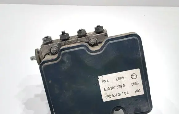 Skoda Fabia Mk3 (NJ) ABS Pump 