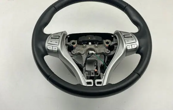 Nissan Qashqai Steering wheel
