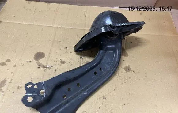 Toyota C-HR I Rear control arm