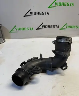 Opel Grandland X Intercooler hose/pipe 9677355980
