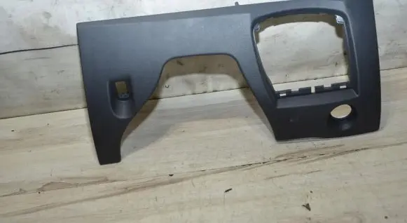 Dashboard lower bottom trim panel