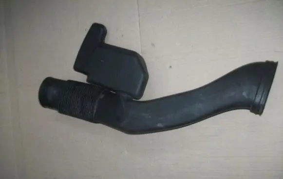 Mercedes-Benz S W220 Intake resonator 