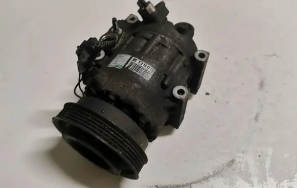 Hyundai Matrix Air conditioning (A/C) compressor (pump) F500DE4DA03 FD46XG