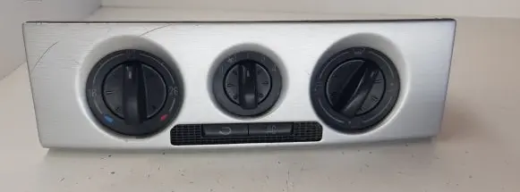Skoda Fabia Mk1 (6Y) Climate control unit 6Y0820045C 6Y0820075
