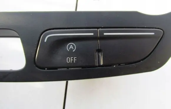 Ford C-MAX II Tailgate/trunk/boot open switch 