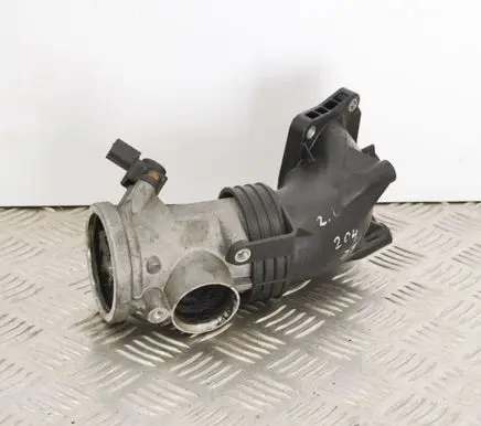 Mercedes-Benz C W204 Other engine bay part