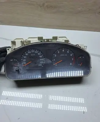 Mitsubishi Galant Speedometer (instrument cluster) MR381822 1573904462