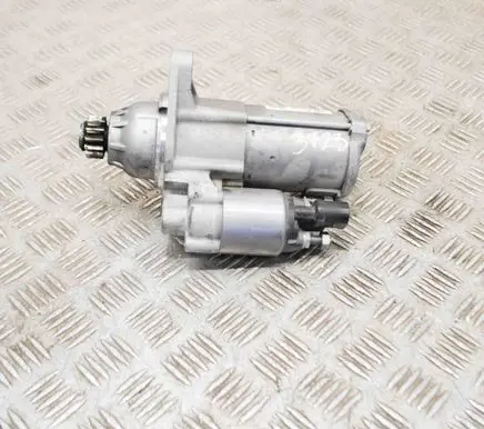 Volkswagen Golf VIII Starter motor 0001179608 0001179609