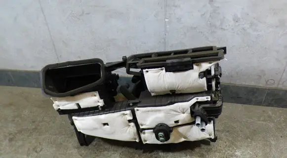 KIA Sportage Interior heater climate box assembly 972003U071