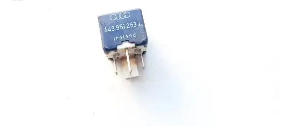 Audi A4 S4 B5 8D Other relay 443951253j