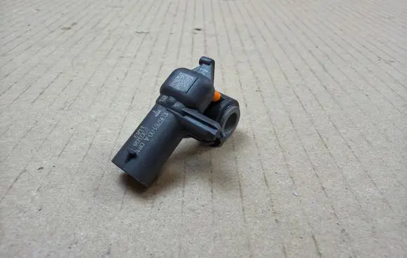 Tesla Model X Airbag deployment crash/impact sensor 103676100A