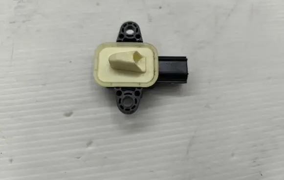 Volvo XC60 Airbag deployment crash/impact sensor 30798030