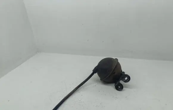 Vacuum air tank