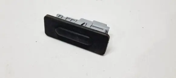 Renault Clio V Tailgate opening switch 906069264R