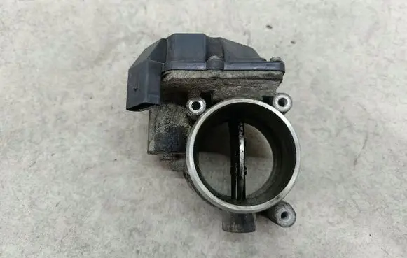 Volkswagen Crafter Throttle body valve 