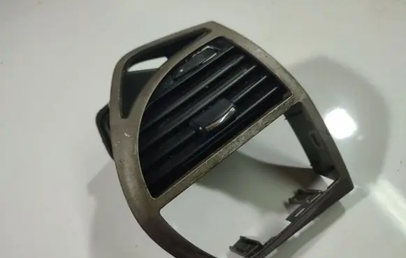 Citroen C4 I Picasso Dash center air vent grill 303844