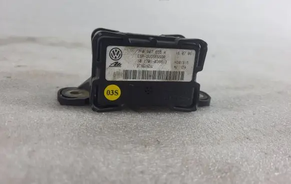 Volkswagen PASSAT B5.5 ESP acceleration yaw rate sensor 7H0907655A DC76G16Z1L