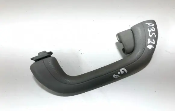 KIA Ceed Rear interior roof grab handle