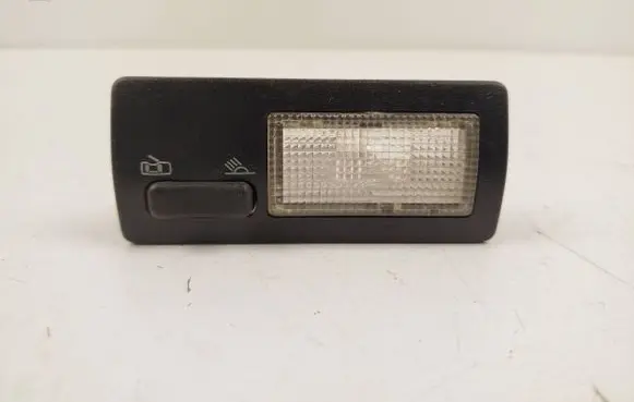 Volkswagen PASSAT B3 Rear seat light 357947291 17210117