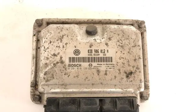 Skoda Octavia Mk1 (1U) Engine control unit/module 0281010129 038906012H