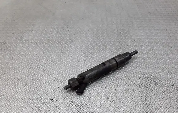 Volkswagen Golf IV Fuel injector 0432193702