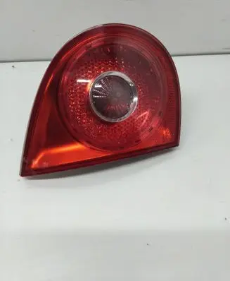 Tailgate rear/tail lights