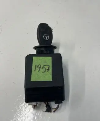 Mercedes-Benz Sprinter W906 Ignition lock A9069008600 3300302001 1806102