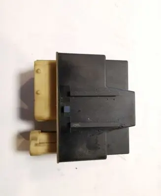 Coolant fan relay
