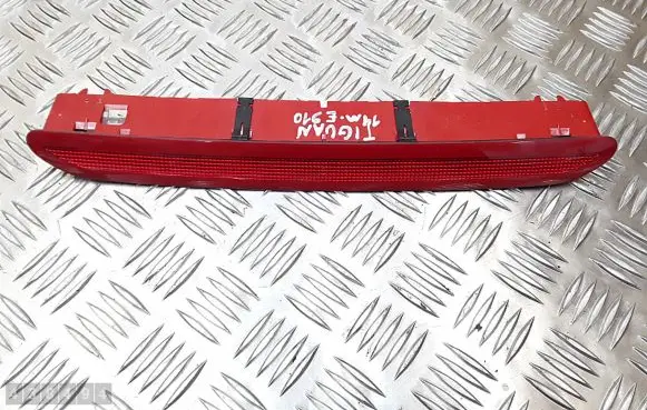 Volkswagen Tiguan Tailgate rear/tail lights 1K6945097G