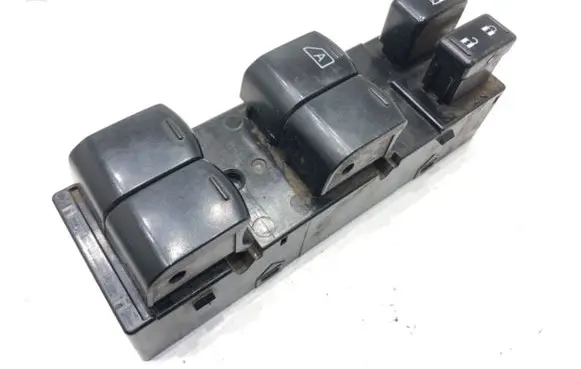 Subaru XV I Electric window control switch