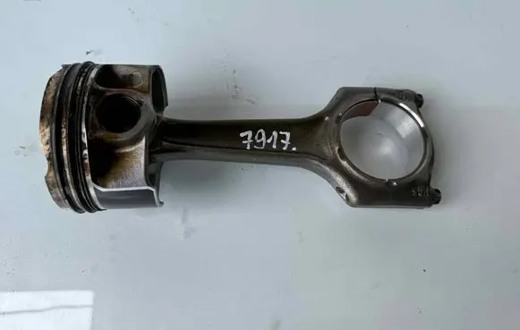 BMW 3 F30 F35 F31 Piston with connecting rod B46