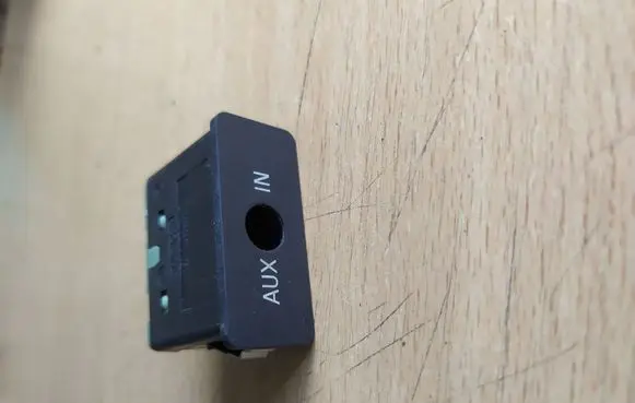 BMW 5 F10 F11 AUX in-socket connector 61316986791