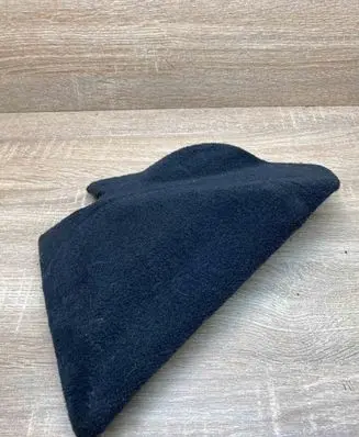 Mercedes-Benz E W211 Rear seat side bottom trim A2116900122
