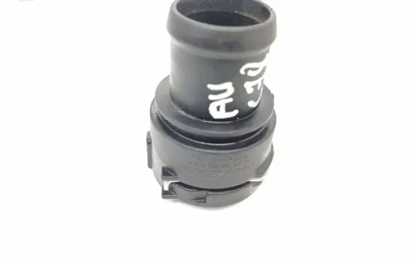 Volkswagen PASSAT B6 Engine coolant pipe/hose 3B0122291C