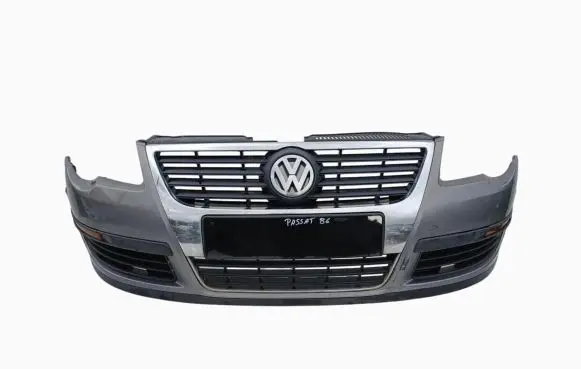 Volkswagen PASSAT B6 Front bumper 3c0807221