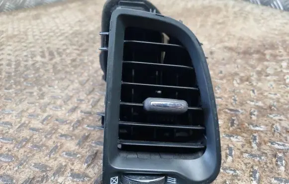 Dodge Challenger Dash center air vent grill 5LE81TRMAA