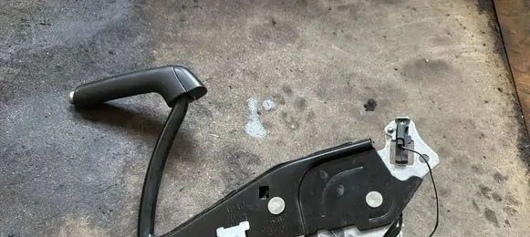 Volvo S40 Hand parking brake switch 